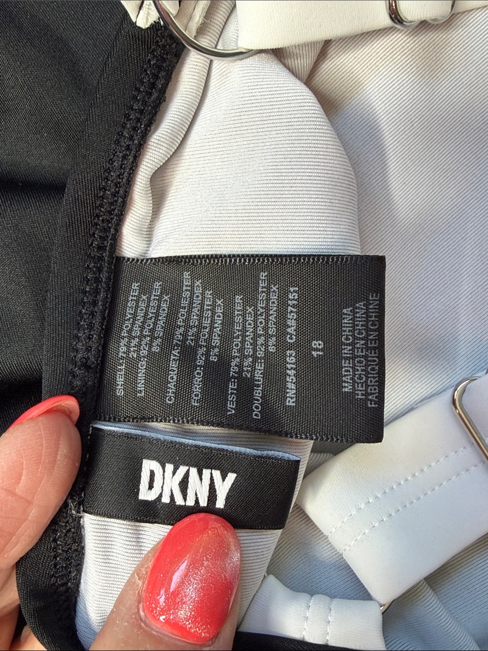 DKNY Black & White swimsuit size 18 - Picture 4 of 7